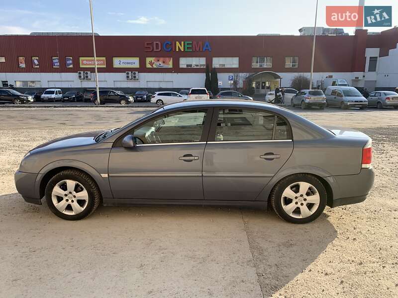Седан Opel Vectra 2004 в Тернополе