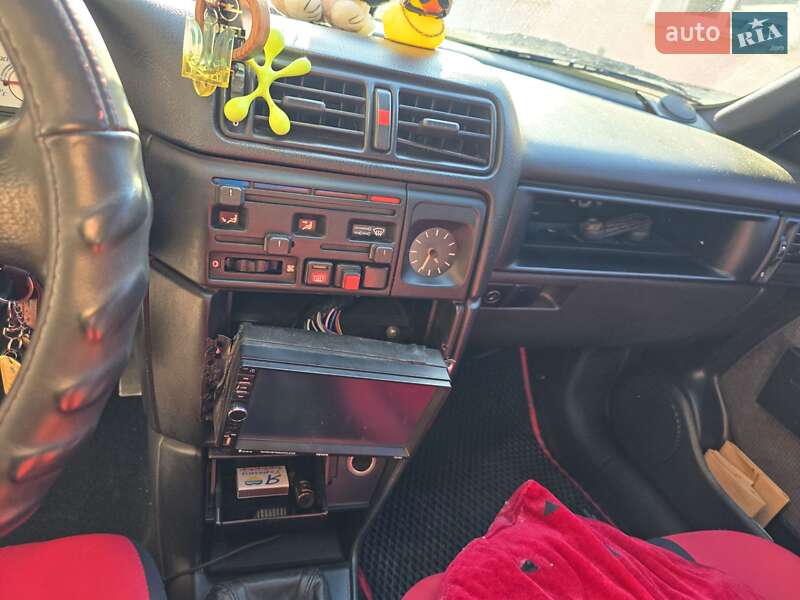 Седан Opel Vectra 1991 в Староконстантинове