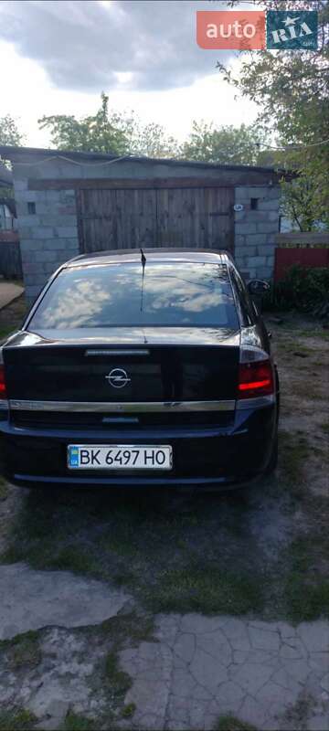 Седан Opel Vectra 2006 в Рівному