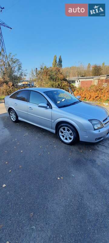 Ліфтбек Opel Vectra 2003 в Коростені