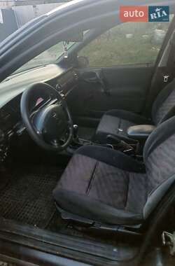 Седан Opel Vectra 1997 в 
