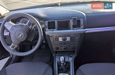 Седан Opel Vectra 2006 в 