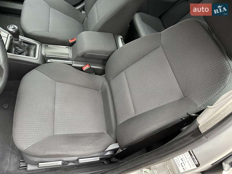 Лифтбек Opel Vectra 2006 в Лебедине