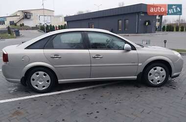 Седан Opel Vectra 2006 в Любарі