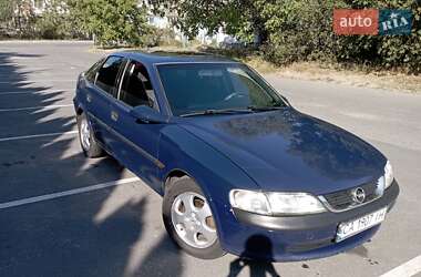 Ліфтбек Opel Vectra 1999 в Умані