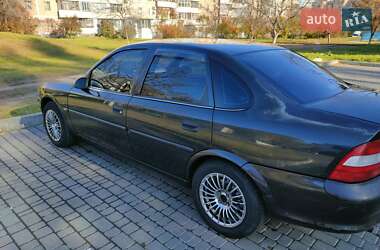 Седан Opel Vectra 1998 в Одессе