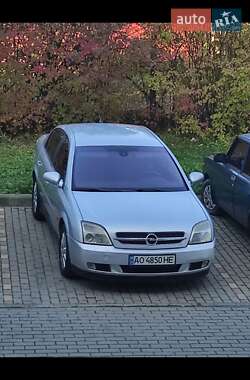 Седан Opel Vectra 2003 в Ужгороде