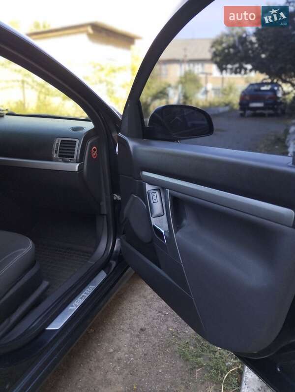 Седан Opel Vectra 2006 в Знаменке фото 17 Седан Opel Vectra 2006 в Знаменке