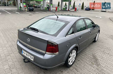 Лифтбек Opel Vectra 2003 в Киеве