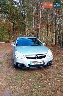 Универсал Opel Vectra 2006 в Романове