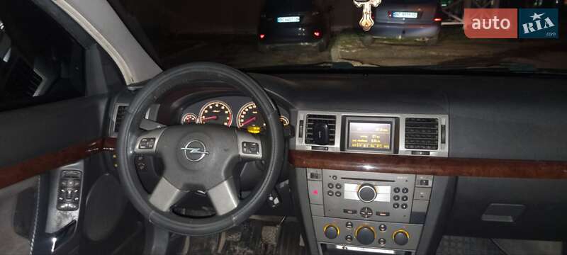 Седан Opel Vectra 2005 в Львові фото 4 Седан Opel Vectra 2005 в Львові