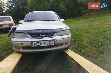 Седан Opel Vectra 2000 в Косові