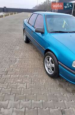 Седан Opel Vectra 1993 в Кагарлыке