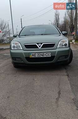 Седан Opel Vectra 2004 в Дніпрі