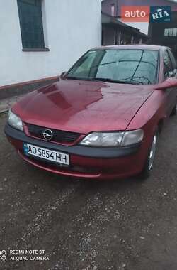 Седан Opel Vectra 1998 в Тересві