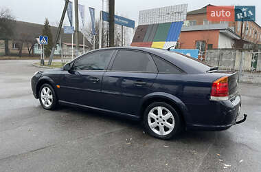 Лифтбек Opel Vectra 2006 в Лубнах