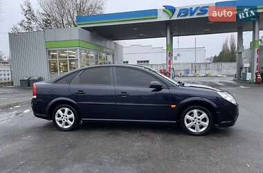 Лифтбек Opel Vectra 2006 в Лубнах