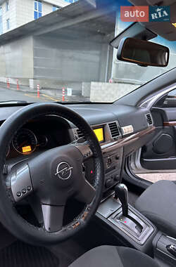 Универсал Opel Vectra 2004 в Киеве