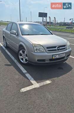 Седан Opel Vectra 2004 в Львові