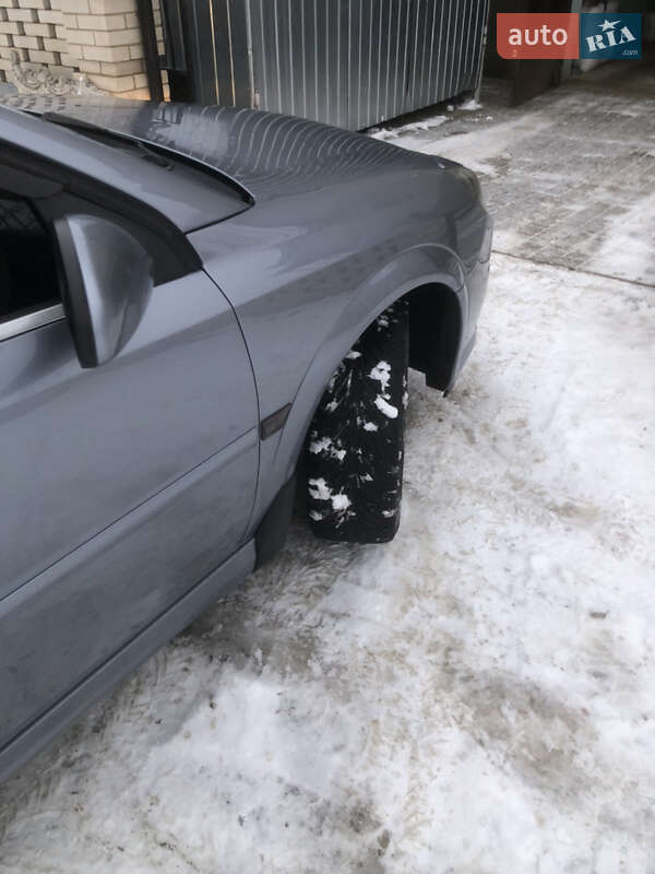 Седан Opel Vectra 2006 в Тульчине