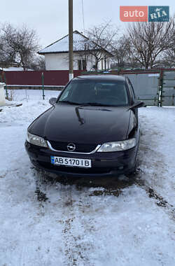 Седан Opel Vectra 1999 в Гайвороні