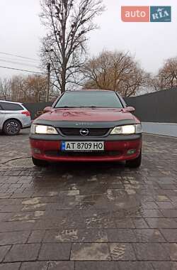 Седан Opel Vectra 1997 в Городенці