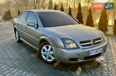 Седан Opel Vectra 2002 в Івано-Франківську