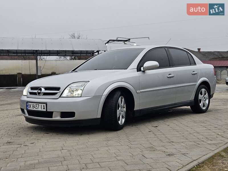 Седан Opel Vectra 2003 в Острозі