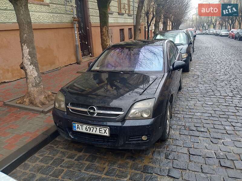 Седан Opel Vectra 2002 в Чернівцях