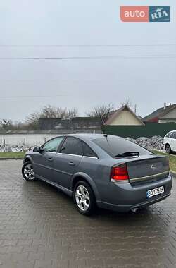 Ліфтбек Opel Vectra 2004 в Шумську