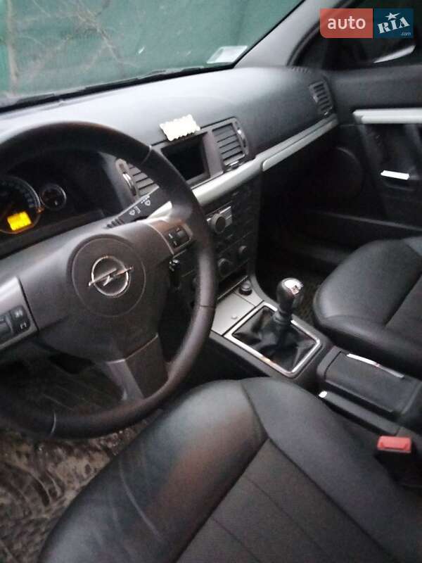 Седан Opel Vectra 2008 в Нових Санжарах фото 2 Седан Opel Vectra 2008 в Нових Санжарах