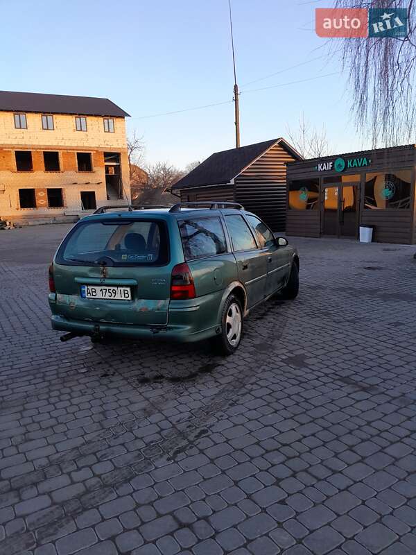 Універсал Opel Vectra 1999 в Іллінцях