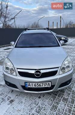 Універсал Opel Vectra 2005 в Рівному