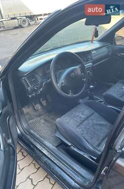 Универсал Opel Vectra 1998 в 