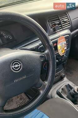 Седан Opel Vectra 1998 в 