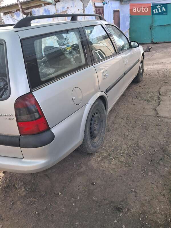 Универсал Opel Vectra 1997 в Николаеве