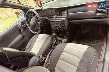 Седан Opel Vectra 1996 в Чопі