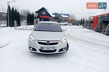 Седан Opel Vectra 2005 в Самборі