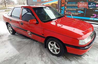 Седан Opel Vectra 1989 в Котельві