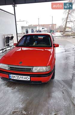 Седан Opel Vectra 1989 в Котельві