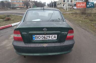 Седан Opel Vectra 1996 в Волочиске