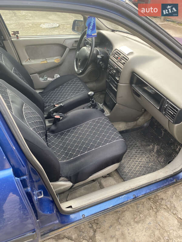 Лифтбек Opel Vectra 1989 в Ковеле
