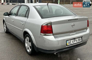 Седан Opel Vectra 2003 в Киеве