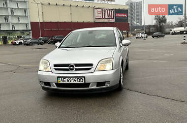 Седан Opel Vectra 2003 в Киеве