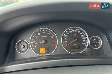 Седан Opel Vectra 2003 в Киеве