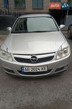 Седан Opel Vectra 2005 в Верхньодніпровську