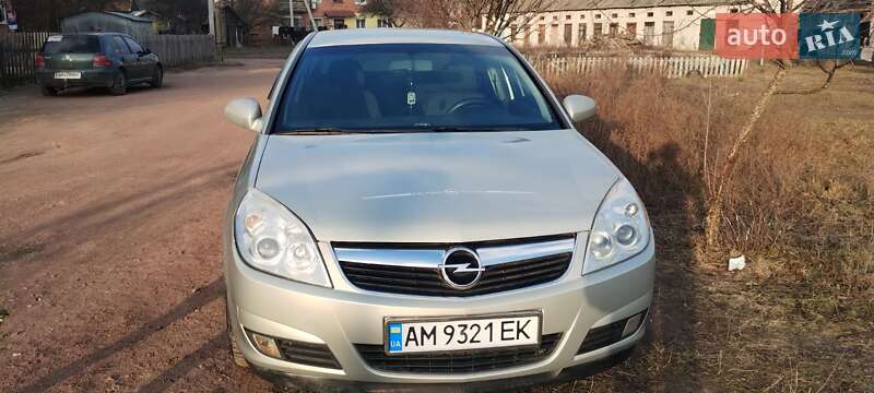 Седан Opel Vectra 2006 в На Новой Боровой
