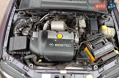Универсал Opel Vectra 1996 в 