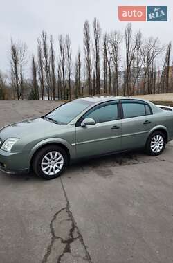 Седан Opel Vectra 2004 в Горішніх Плавнях