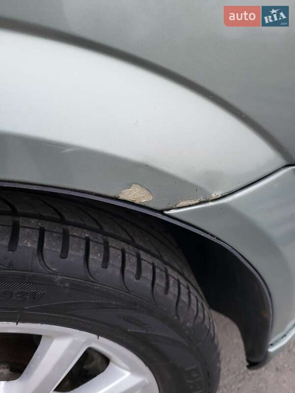 Седан Opel Vectra 2004 в Горишних Плавнях